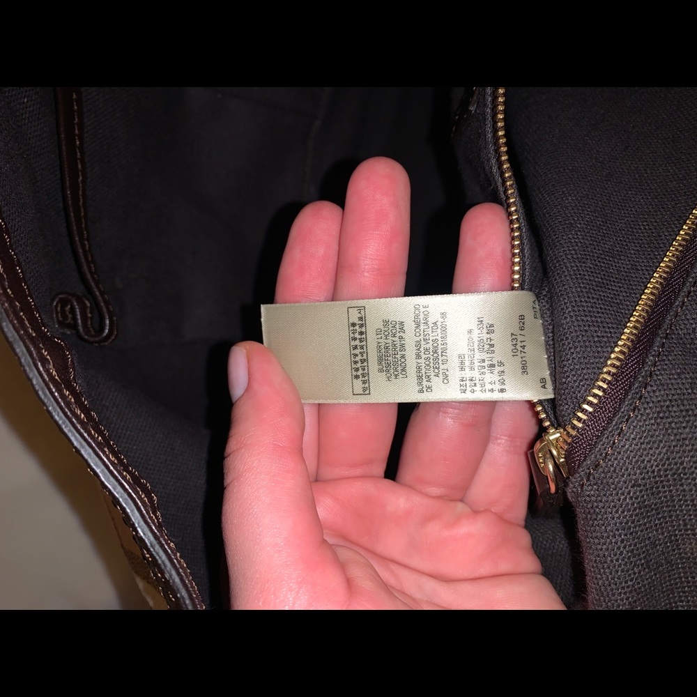 Burberry handbag - Picture 10 of 16